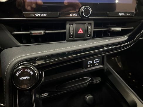 Used 2022 Lexus NX 250 FWD w/ Towing Package (2000 Lbs) image 20