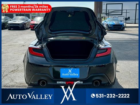 Used 2025 Toyota GR86 Premium w/ ALL Weather Mat Package (TMS) RWD image 29