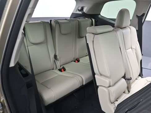 New 2026 Subaru Ascent Limited AWD/4WD image 32