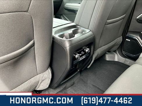 Used 2025 GMC Acadia Elevation image 10