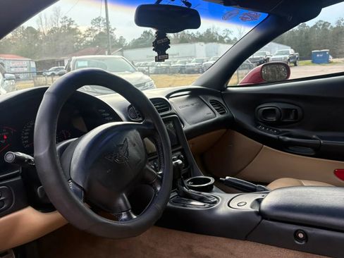 Used 2001 Chevrolet Corvette Coupe 2D w/ Preferred Equipment Group2 image 37