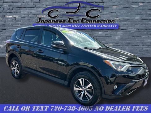 Used 2018 Toyota RAV4 XLE AWD/4WD image 9