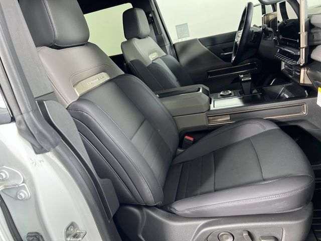 Used 2025 GMC Hummer EV 3X w/ Extreme Off-Road Package AWD/4WD image 29