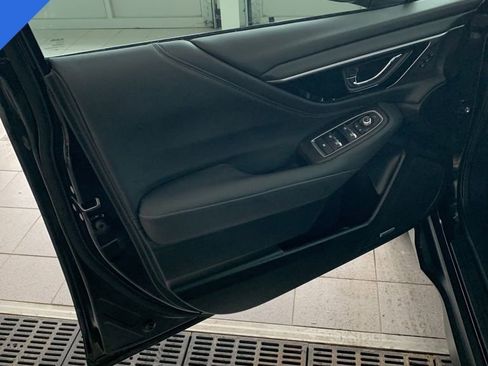 Certified 2025 Subaru Outback Touring XT image 3