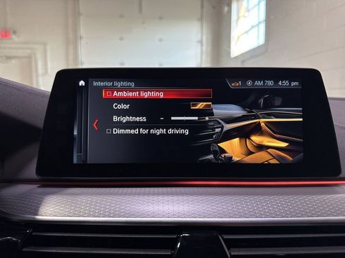 Used 2018 BMW M550i xDrive AWD/4WD image 24