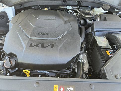Used 2025 Kia Telluride SX X-Line image 32