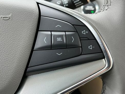 Used 2023 Cadillac XT5 Premium Luxury image 23