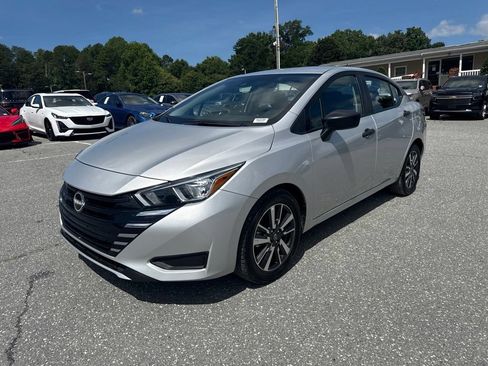 Used 2024 Nissan Versa S w/ S Plus Package FWD image 1