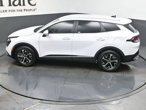 Used 2025 Kia Sportage EX image 43