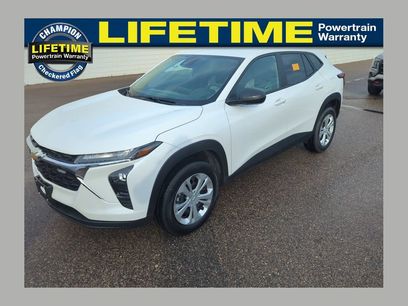 Used 2025 Chevrolet Trax LS w/ Driver Confidence Package