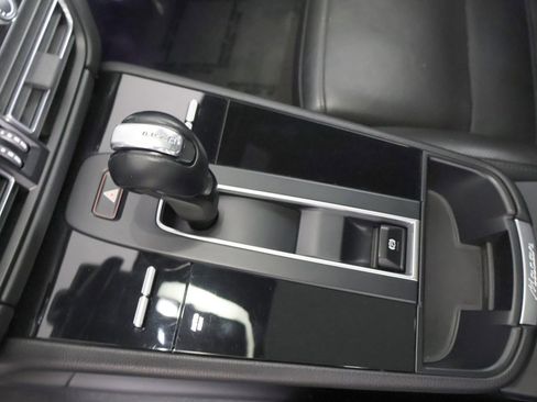 Used 2022 Porsche Macan GTS w/ Premium Package Plus image 52