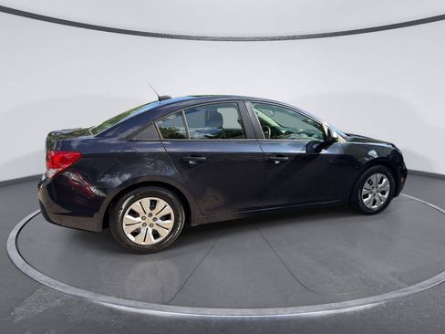 Used 2016 Chevrolet Cruze LS FWD image 4
