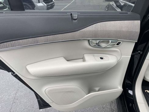 Used 2023 Volvo XC90 B6 Ultimate image 20