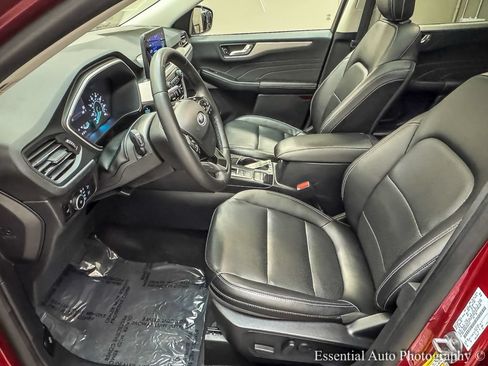 Used 2022 Ford Escape SEL AWD/4WD image 9
