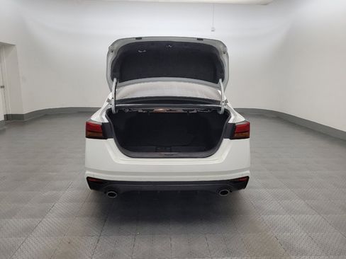 Used 2024 Nissan Altima 2.5 SR w/ SR Premium Package FWD image 29