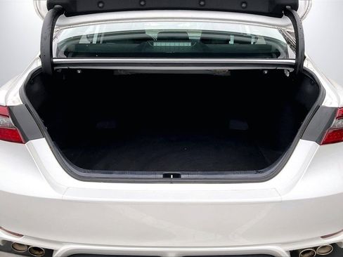 Used 2022 Toyota Camry XSE image 25