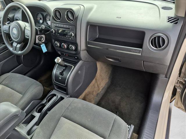 Used 2016 Jeep Patriot Sport w/ Power Value Group FWD image 19
