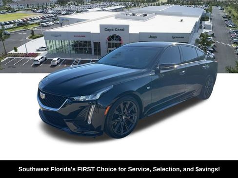 Used 2021 Cadillac CT5 Sport image 2