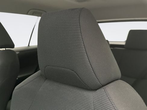 Used 2023 Toyota RAV4 LE image 7