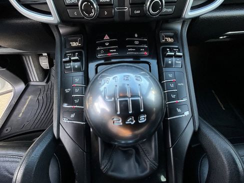 Used 2013 Porsche Cayenne AWD/4WD image 17
