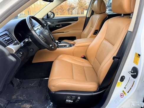 Used 2014 Lexus LS 460 w/ Comfort Package RWD image 43