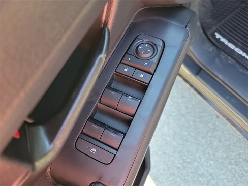 New 2025 Toyota Tacoma SR5 image 14