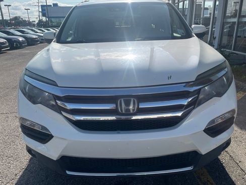Used 2017 Honda Pilot Elite image 6