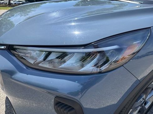 Used 2025 Ford Escape ST-Line FWD image 9