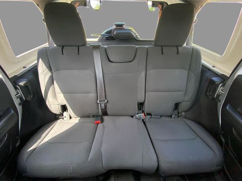 Used 2021 Jeep Wrangler Unlimited Sport AWD/4WD image 14