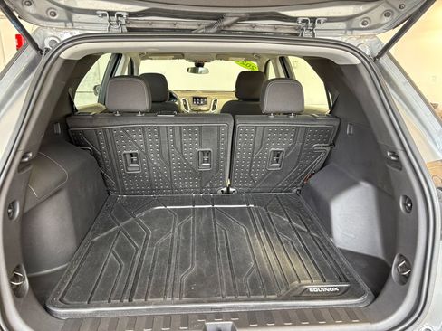 Used 2023 Chevrolet Equinox LS w/ LPO, Floor Liner Package AWD/4WD image 28