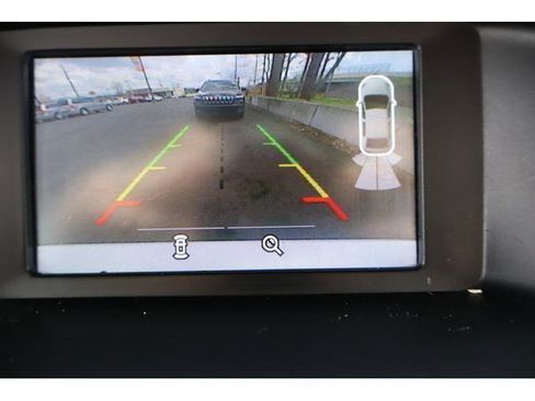 Used 2016 Ford Focus SE w/ Equipment Group 201A FWD image 15