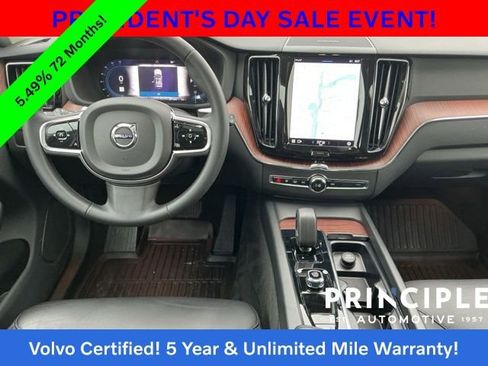 Certified 2023 Volvo XC60 B5 Plus w/ Protection Package Premier image 15