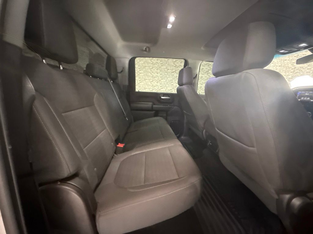 Used 2022 Chevrolet Silverado 2500 Custom w/ Custom Convenience Package RWD image 12