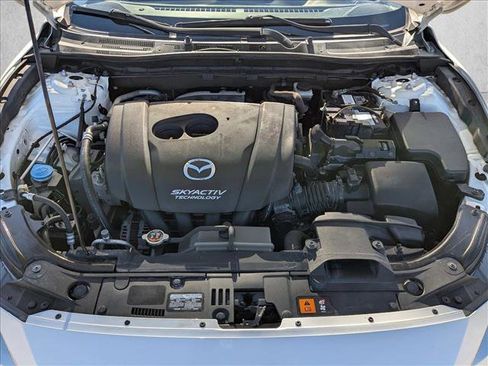 Used 2015 MAZDA MAZDA3 i Touring image 21