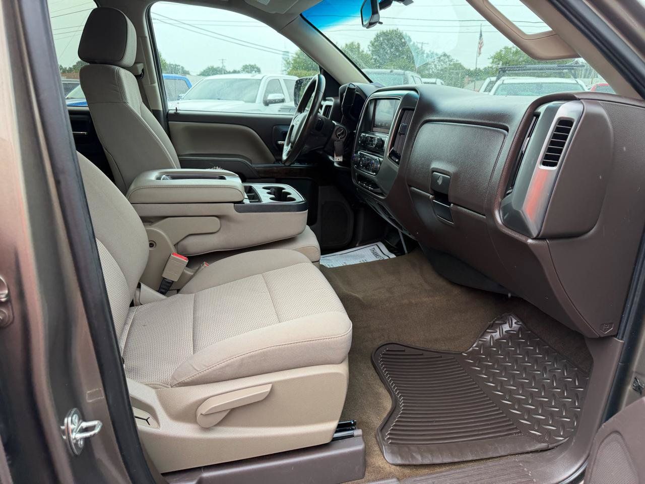 Used 2015 Chevrolet Silverado 1500 LT w/ All Star Edition AWD/4WD image 12