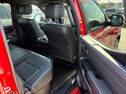 Used 2024 Toyota Tundra Platinum image 33