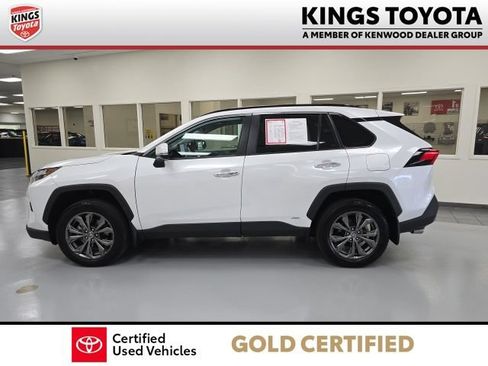 Certified 2023 Toyota RAV4 Limited AWD/4WD image 4