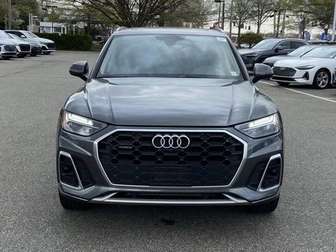 Used 2023 Audi Q5 2.0T Premium Plus w/ Premium Plus Package AWD/4WD image 2