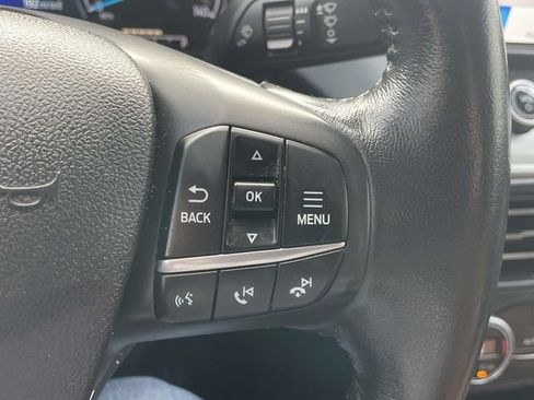 Used 2022 Ford Maverick Lariat FWD image 18