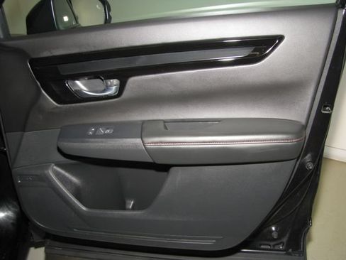 Certified 2026 Honda CR-V Sport Touring image 21