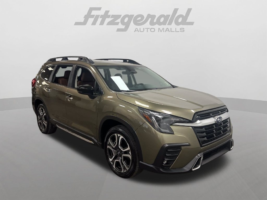 Certified 2025 Subaru Ascent Touring AWD/4WD image 8