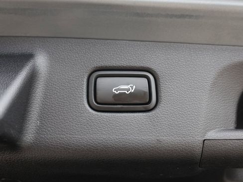 Used 2024 Hyundai Palisade Limited image 33