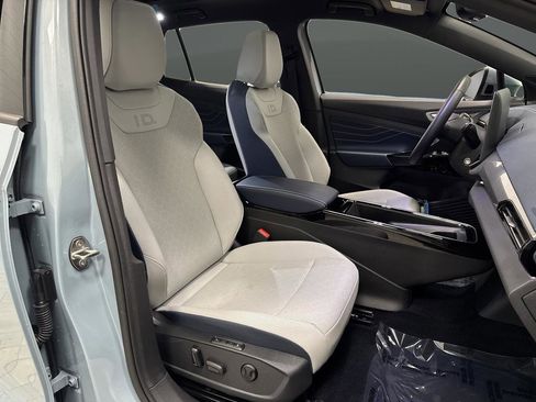 Used 2024 Volkswagen ID.4 Pro S image 30