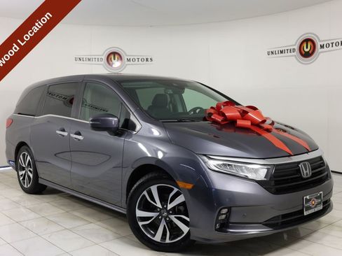 Used 2021 Honda Odyssey Touring image 1