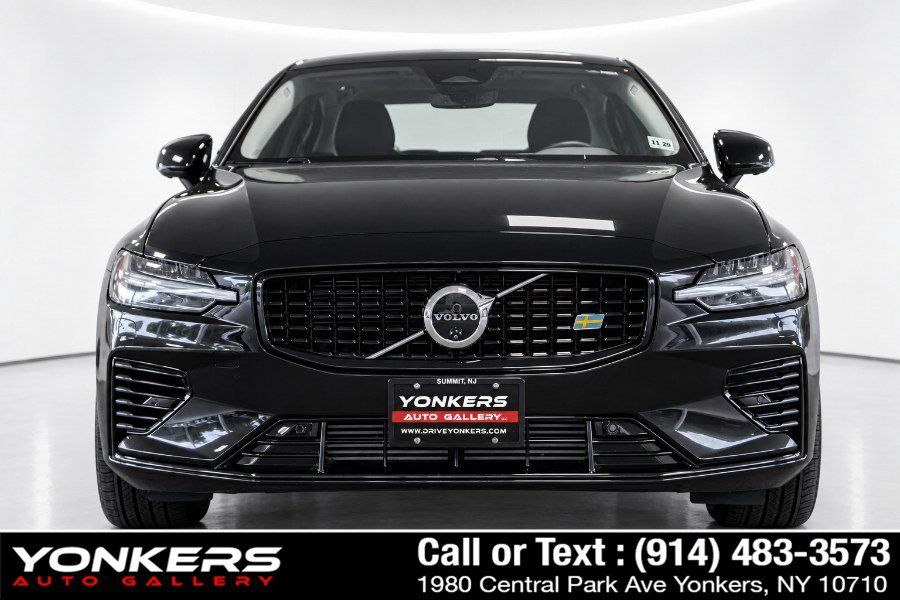 Used 2025 Volvo S60 T8 Plus AWD/4WD image 3