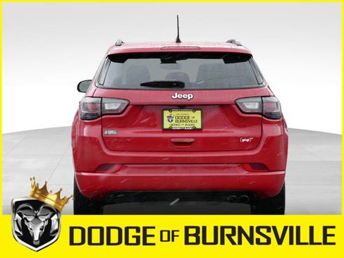 Used 2022 Jeep Compass Limited w/ (RED) Package image 8