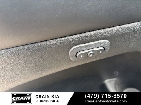 Used 2015 Jeep Grand Cherokee Limited w/ Luxury Group II RWD image 13