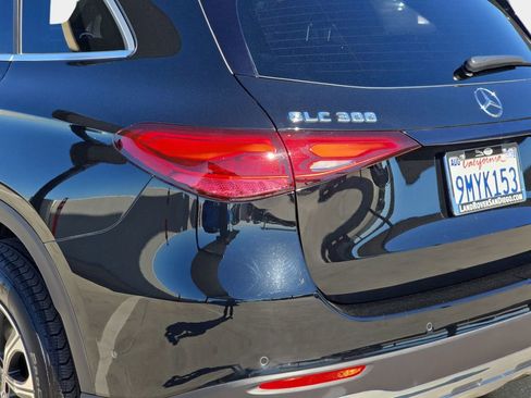 Used 2024 Mercedes-Benz GLC 300 4MATIC image 37