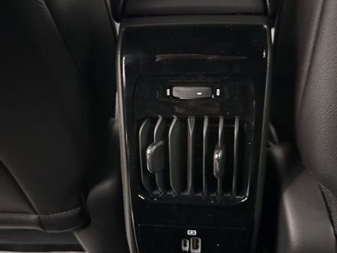 New 2026 Jeep Compass Latitude image 8