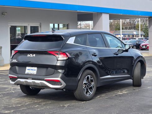 Used 2024 Kia Sportage LX image 10